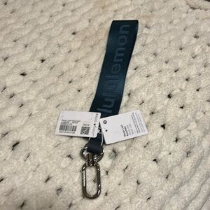 NWT Lululemon Never List Keychain
